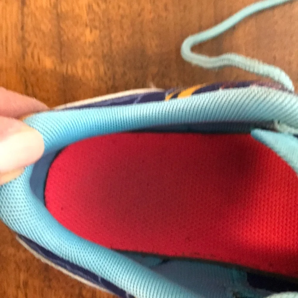 Nike blue lightening